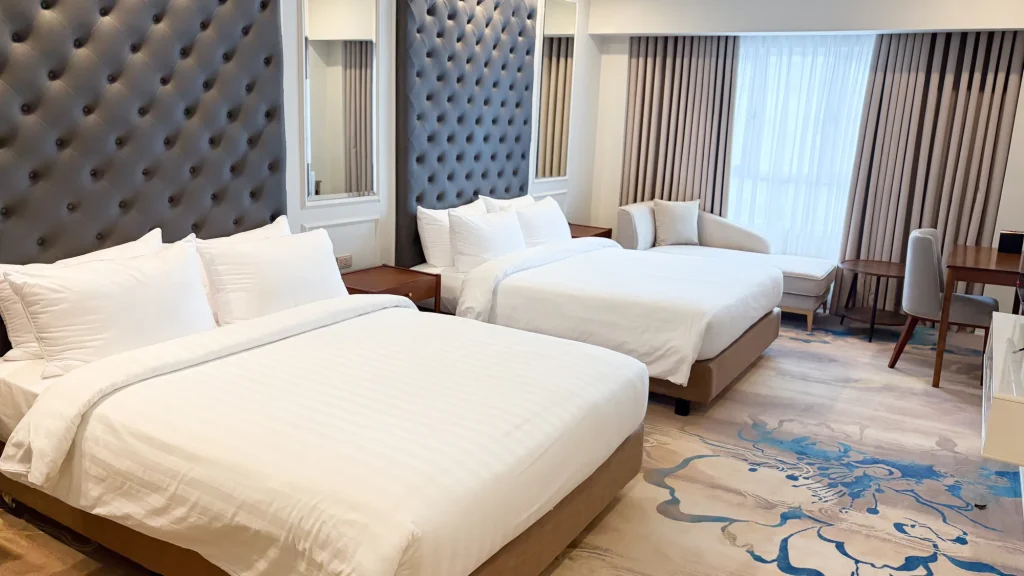 Room Deluxe Twin 04